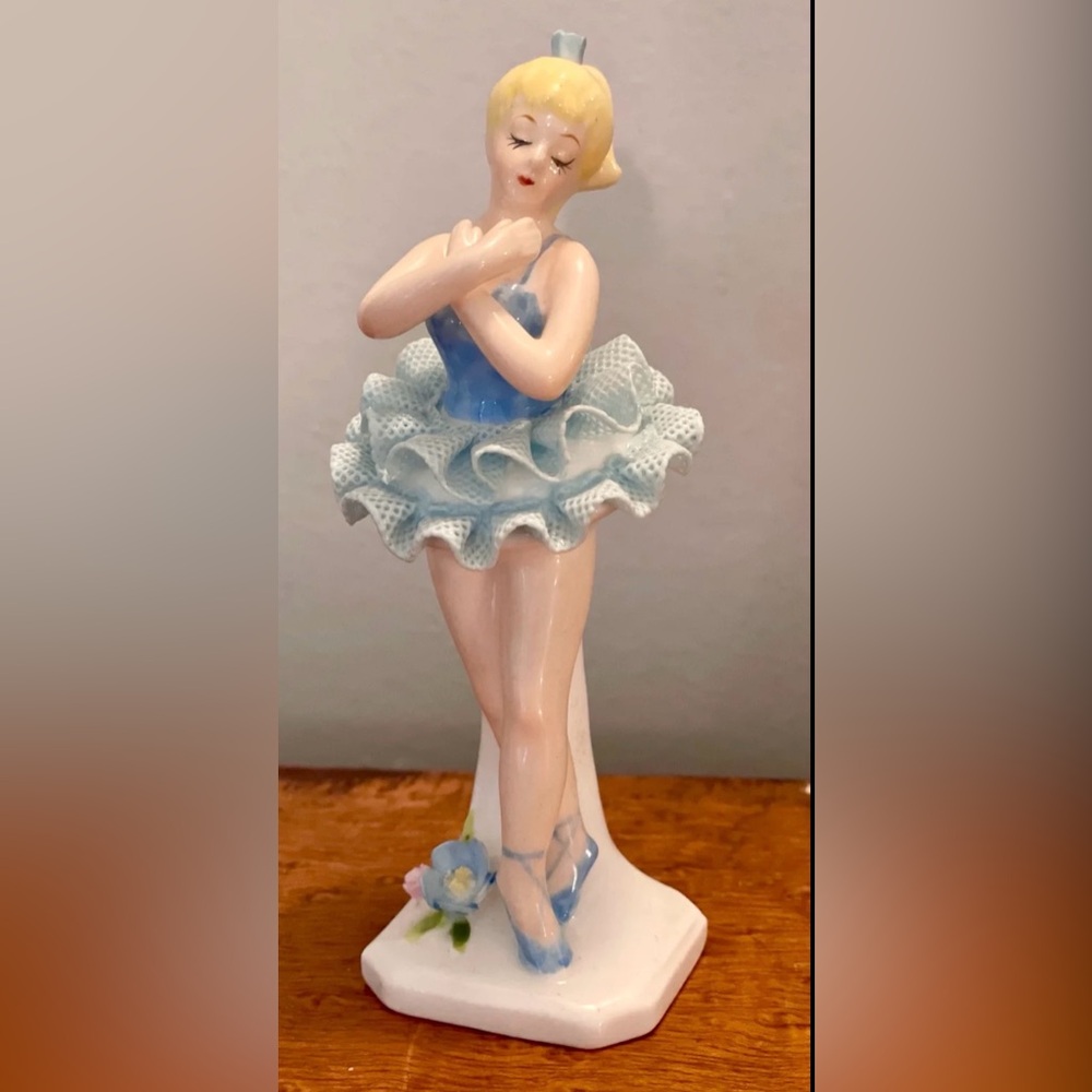 Vintage Brinton MARURI MASTERPIECE Blonde Ballerina Figurine Statue Bone China